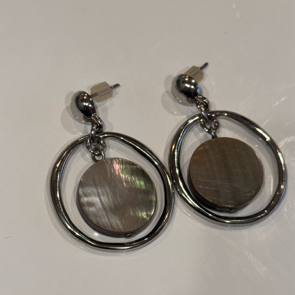 Kenneth Cole mother of  pearl Accented Silver Tone Circle Dangle Earrings